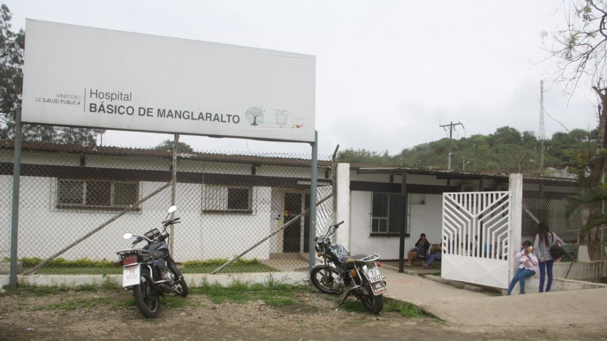 El hospital de la parroquia no tiene ambulancia y a veces las medicinas escasean.