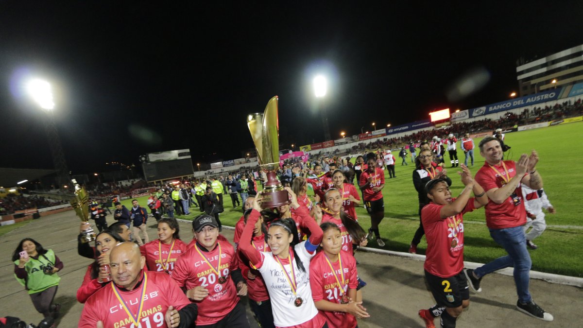 Actualmente, las jugadoras que participaron en el torneo local se encuentran en el limbo, y en la gran mayoría de los casos, sin ingresos. 