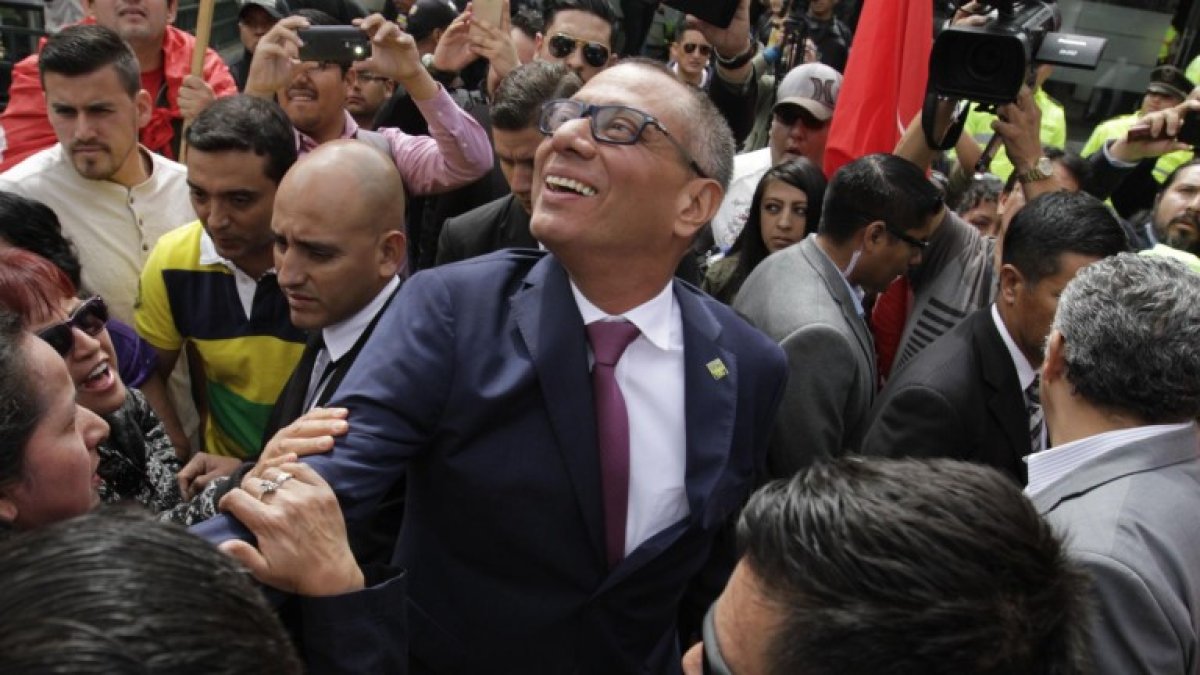 Además de un comunicado oficial de la vicepresidencia, Glas dio declaraciones el 1 de agosto sobre los audios de Odebrecht.