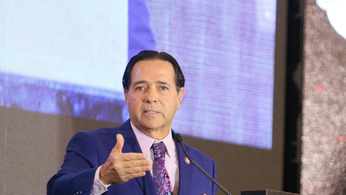 Carlos Ortega, canciller de la Universidad de Especialidades Espíritu Santo (UEES), de la que fue rector fundador.