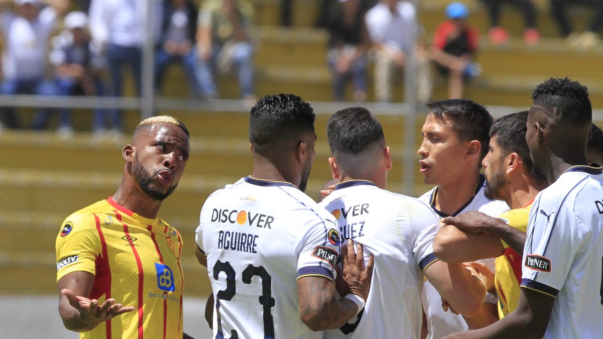 Liga venció 1-3 en la ida, disputada en Chillogallo.


  . Quito  11 agosto    del 2019 Agencia (ag - expreso ag extra) AUCAS VS LIGA DE QUITO