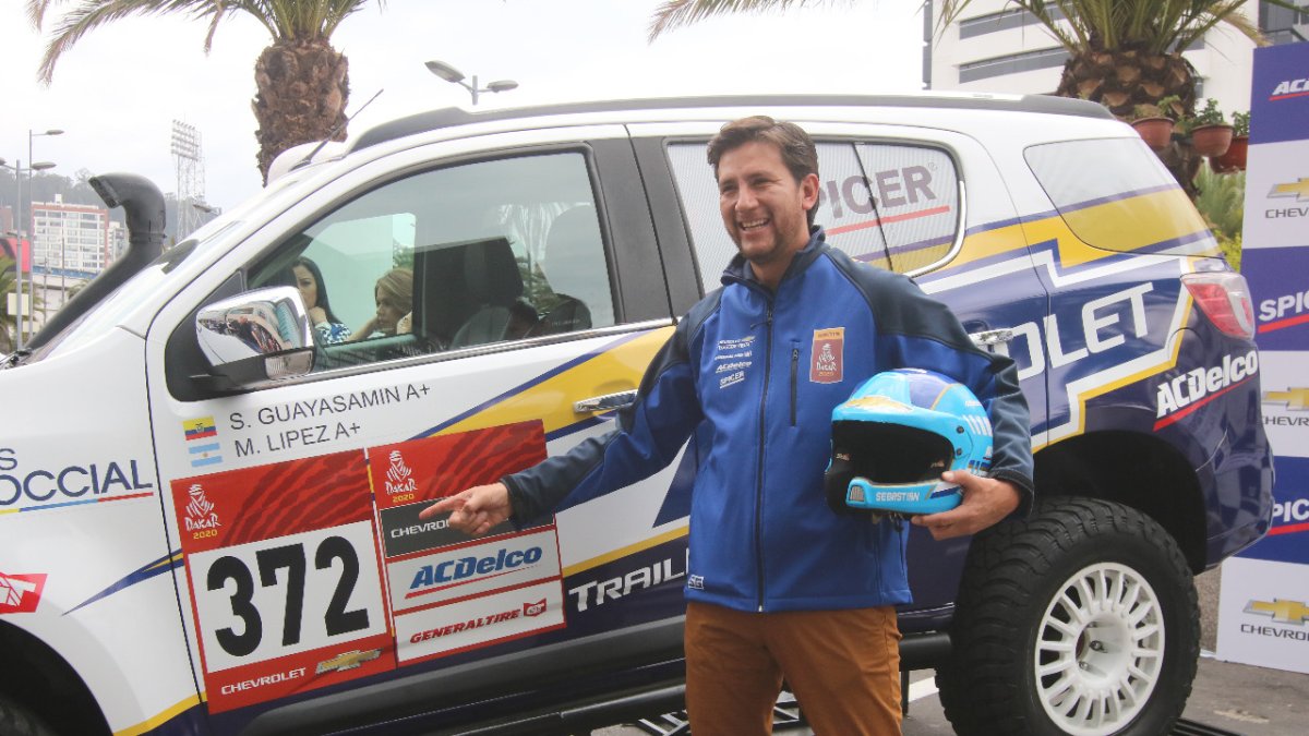 Sebastián Guayasamín expresó su emoción por volver a participar en el rally que es considerado el más exigente del mundo.