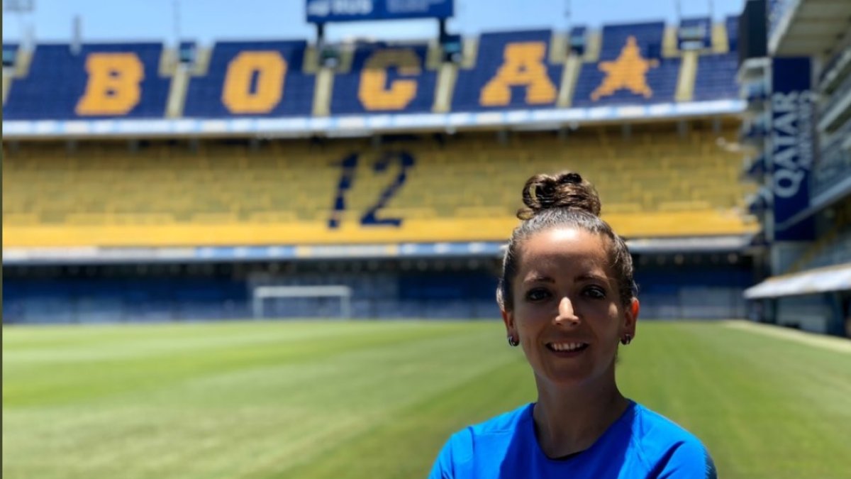 Mayta fue la primera jugadora cuencana en formar parte de una selección de fútbol nacional.