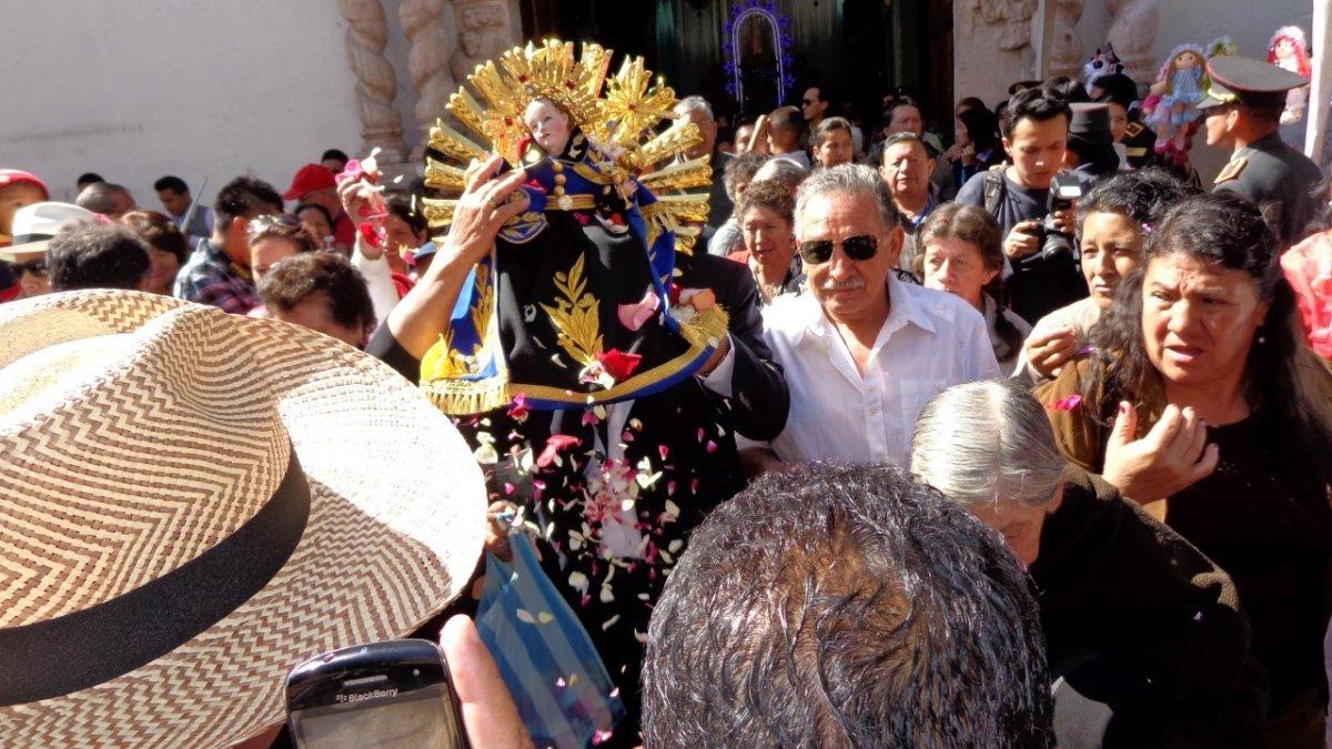 Recorrido. Hasta el 22 de diciembre la imagen es llevada a diversos sectores e instituciones.