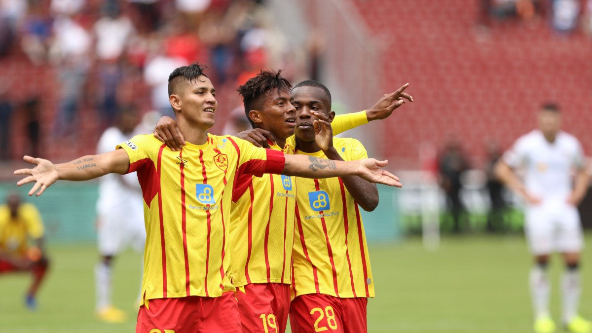 Romero ya tiene una acercamiento con El Nacional y podría firmar el contrato la próxima semana.