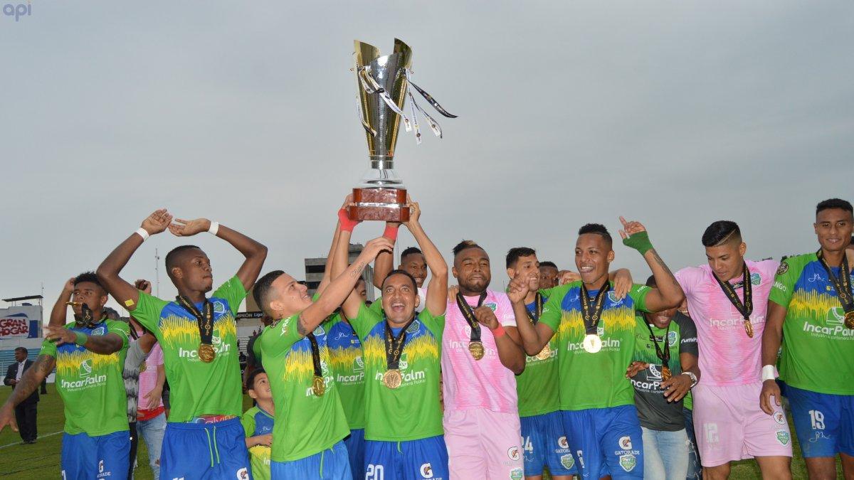 El equipo de Machala igualó 2-2 ante Liga de Portoviejo, pero el resultado de la ida lo consagró victorioso.