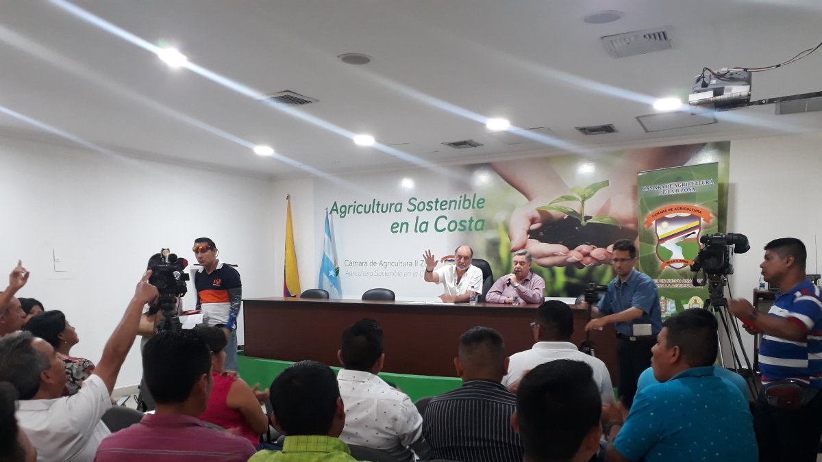 Agricultores de la costa piden al Gobierno que se los integre al diálogo.