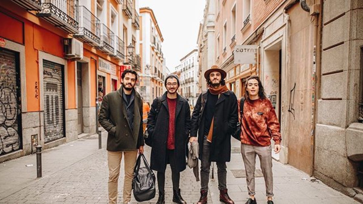 Morat en las calles de Madrid antes de su presentación.