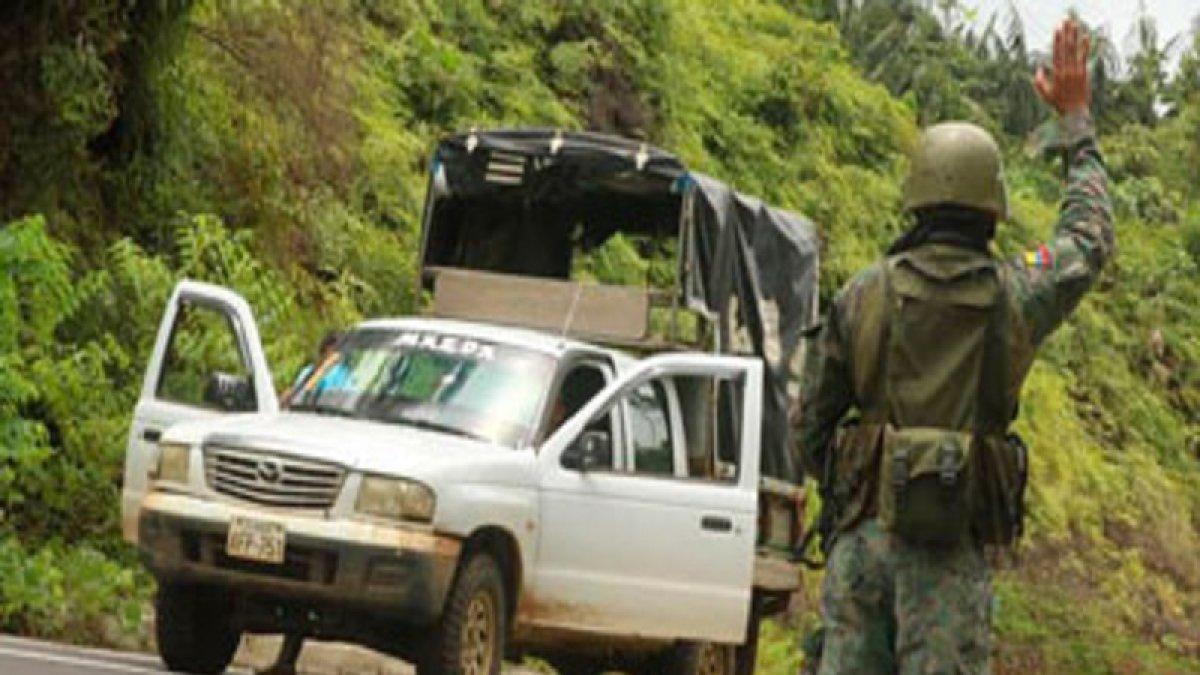 A pesar del reforzamiento de la presencia militar con patrullajes, retenes y controles, la normalidad sigue sin regresar a Mataje.