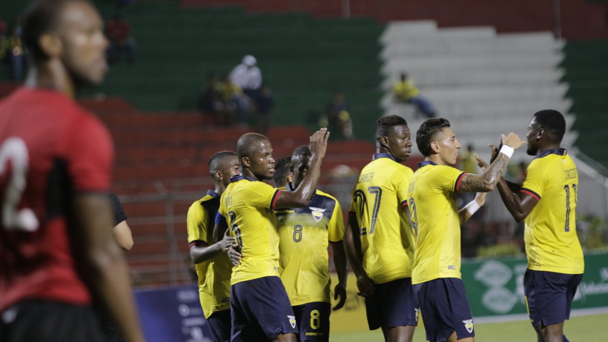 En la última fecha FIFA del año, Ecuador derrotó por 3-0 a Trinidad y Tobago en el estadio Reales Tamarindos de Portoviejo.
