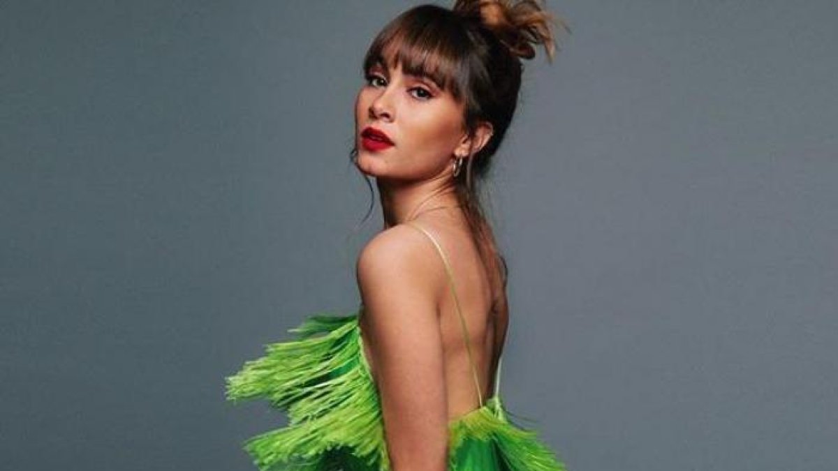 Su segundo disco de estudio se titula Spoiler