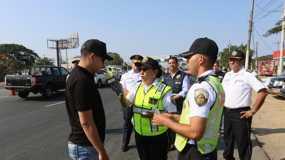 En el peaje de la vía a la costa arrancó el plan