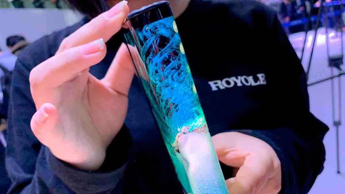 FlexPai fue el primer smartphone con pantalla plegable comercial.