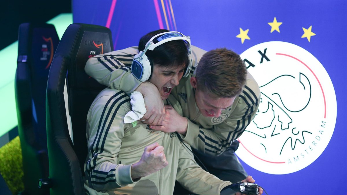 Uno de los equipos ganadores de la FIFA eClub World Cup 2019.