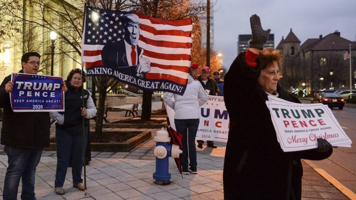 Un grupo de seguidores de Trump se reunió el pasado martes, en Charleston (Virginia Occidental).
