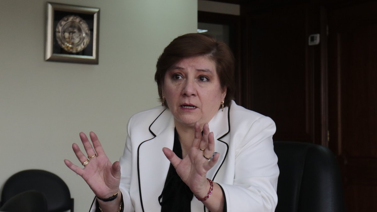 Ruth Arregui, superintendenta de Bancos, conversó con EXPRESO en en su despacho.


Agencia (ag-extra ag-expreso ag-quito)