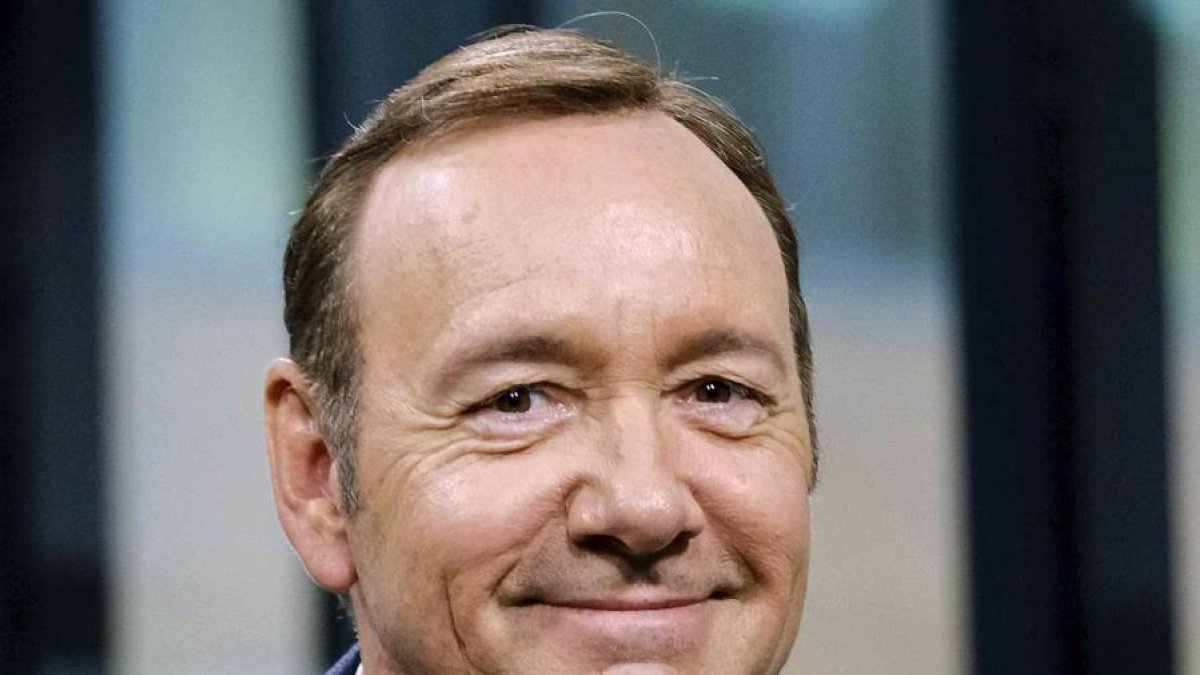 El actor Kevin Spacey fue acusado de múltiples casos de acoso sexual, lo que lo llevó a retirarse de su carrera actoral.