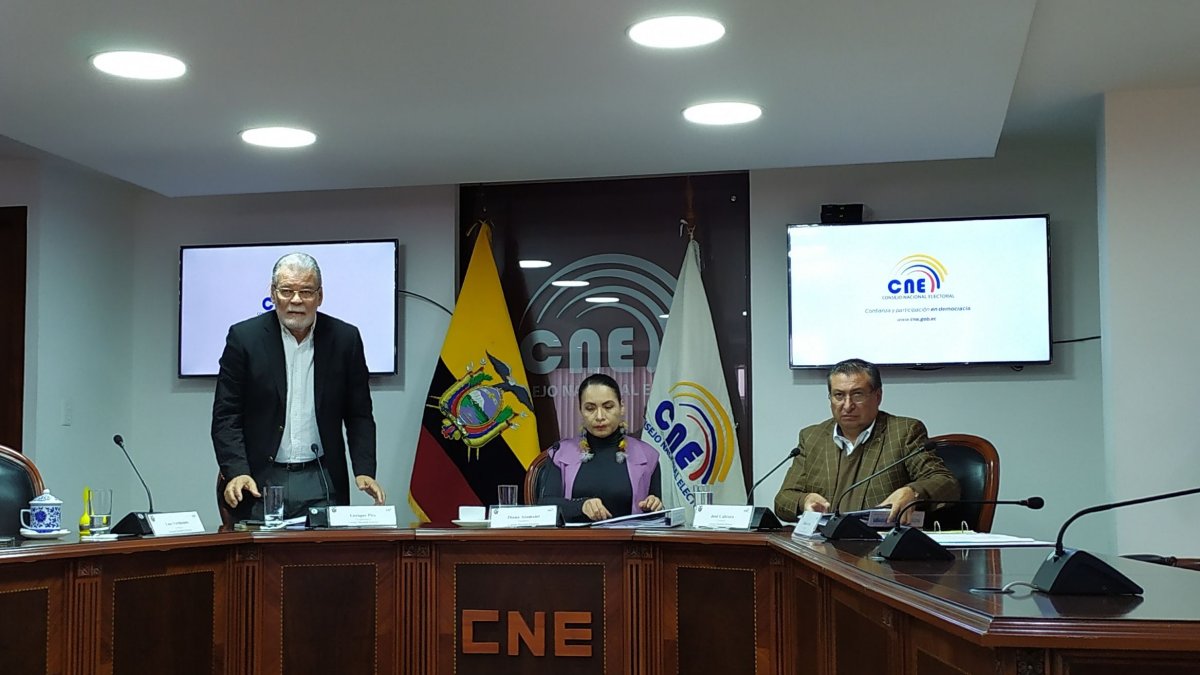 La divergencias entre los integrantes del CNE se hicieron evidentes desde el inicio de las funciones.