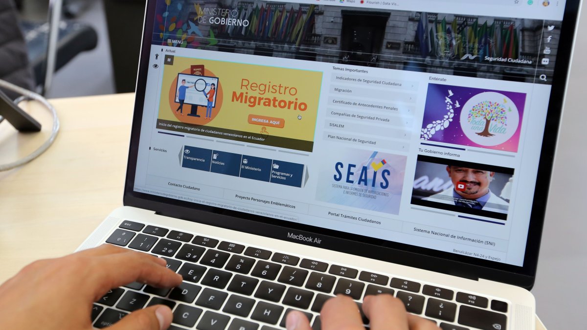 El paso previo a solicitar la visa es registrarse en la página electrónica del Ministerio de Gobierno.