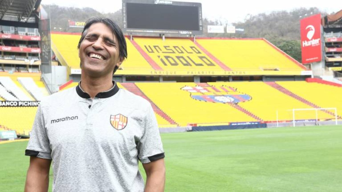 Tabaré Silva tuvo un paso fugaz por Barcelona en la recta final de esta temporada. Fue un paréntesis a su trabajo en Deportivo Cuenca.