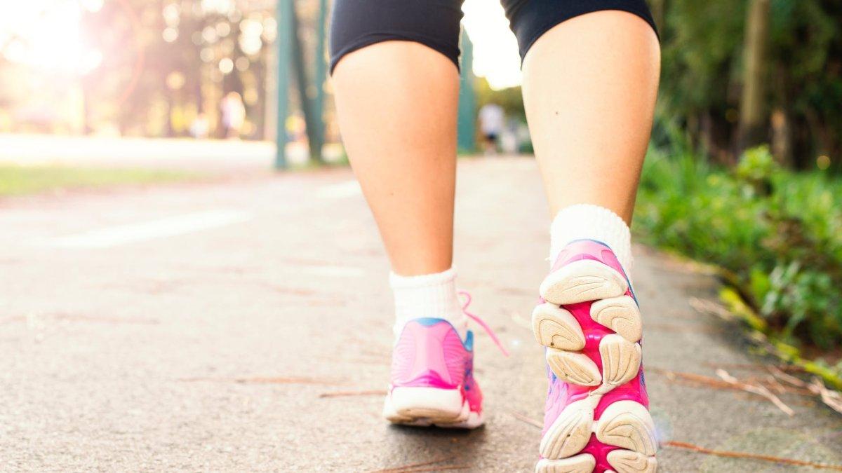 Comienza a acelerar el ritmo de sus pasos para que no envejezcas tan rápido.