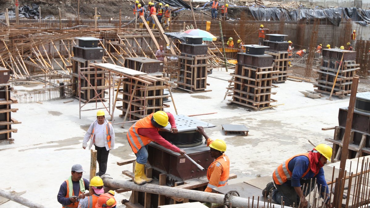 El sector de la construcción sigue sin poder salir de la crisis que empezó en el 2015.