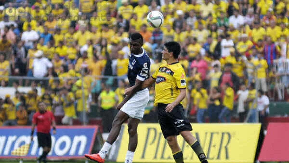 A pesar del empate los ‘canarios’ mantienen el primer lugar con 41 puntos acercándose más a la estrella quince.