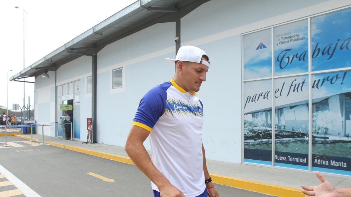 Carlos Garcés expresó que se siente motivado por el interés de Barcelona.