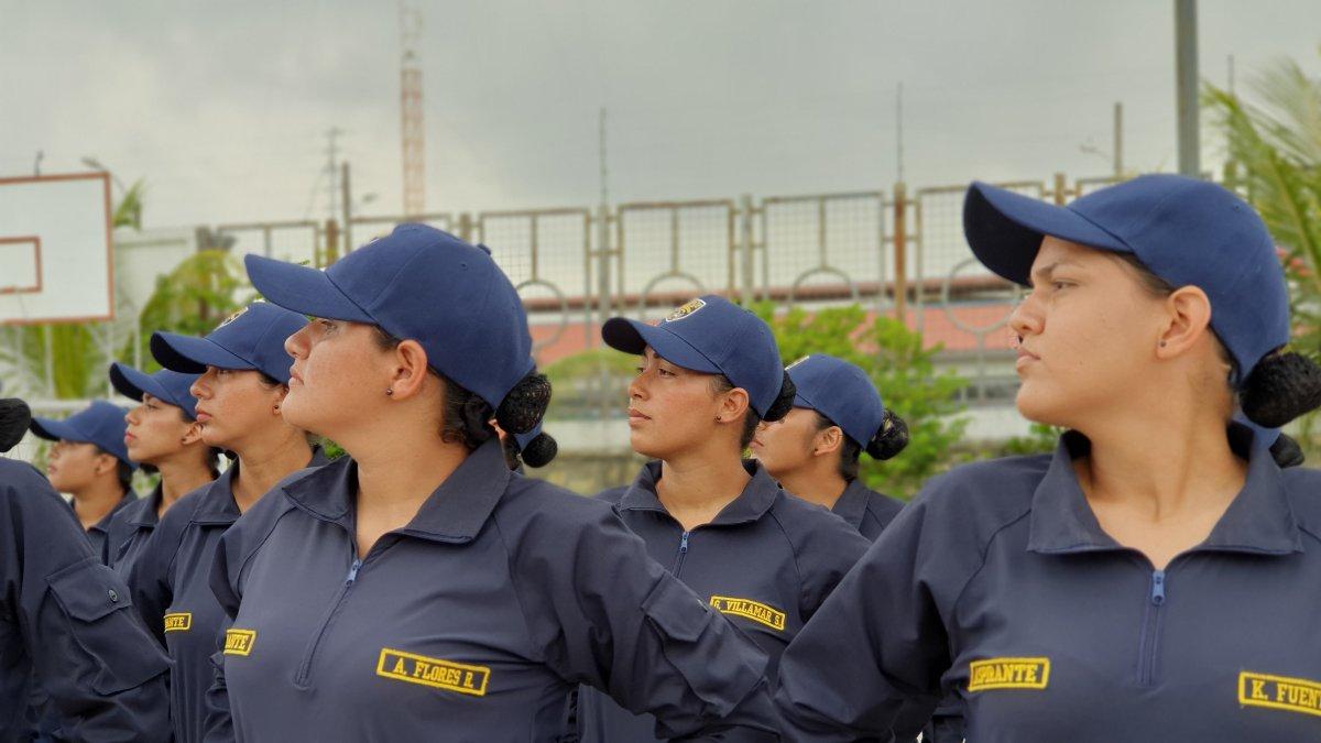 El pasado 3 de enero 16 mujeres entraron por primera vez al Cuerpo de Agentes Metropolitanos de Guayaquil