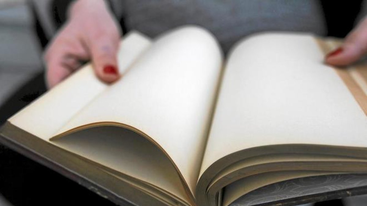 En promedio, se publican 130 poemarios en Ecuador cada año.