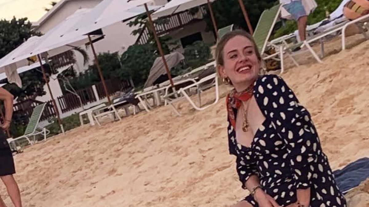 La artista ha sido captada con su sorprendente figura en Anguila, una isla caribeña cercana a Puerto Rico.