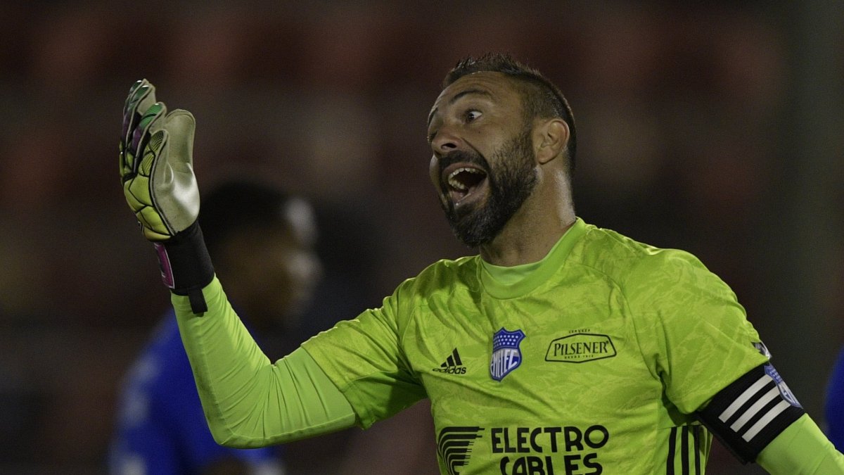 Esteban Dreer, tras no ser renovado en Emelec, se encuentra sin equipo actualmente.