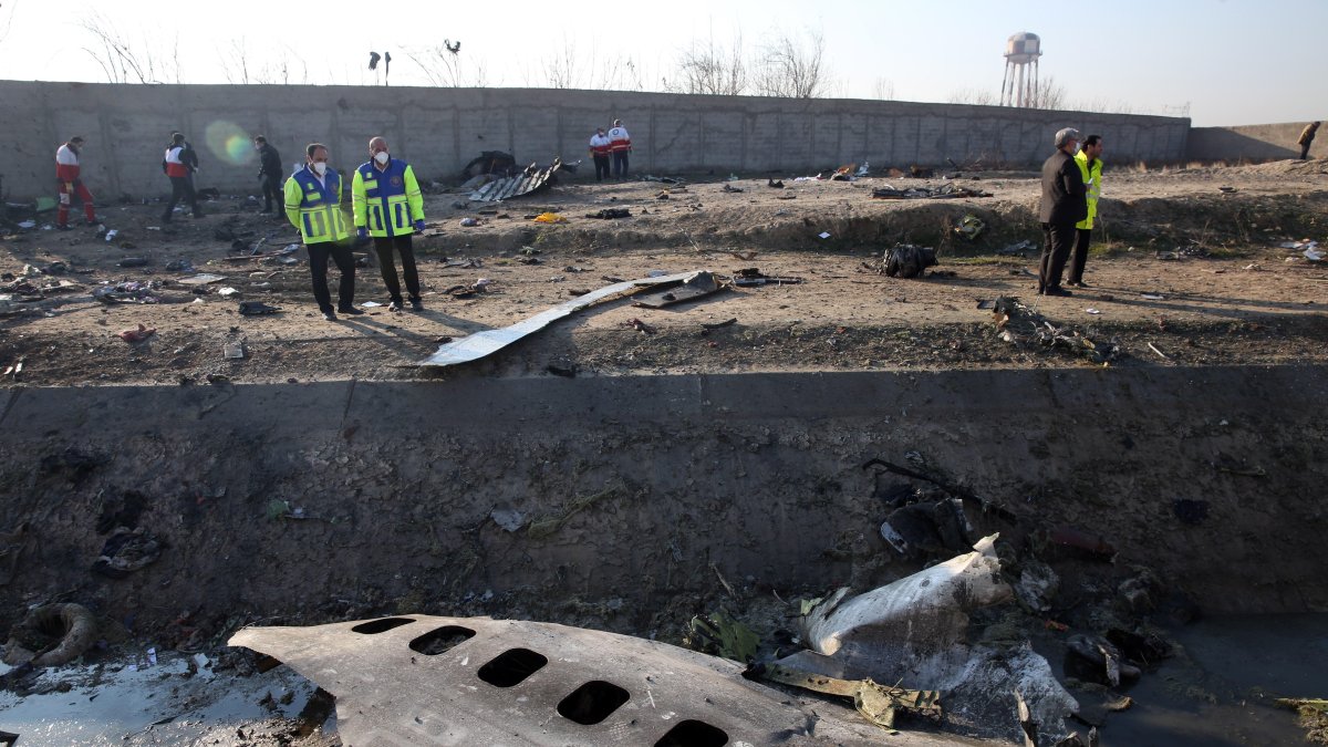En el avión, un Boeing 737 con destino a Kiev, se encontraban 167 pasajeros y nueve miembros de la tripulación.