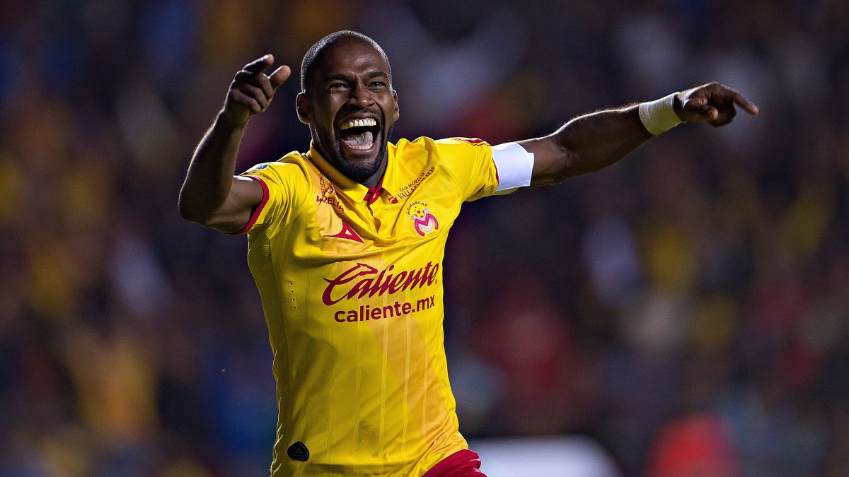 Gabriel Achilier forma parte del Monarcas Morelia, club del que es uno de sus emblemas