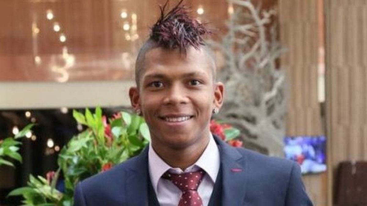 El jugador, de 23 años, ya pasó por los dos equipos del Astillero. Ahora vuelve a donde se formó.