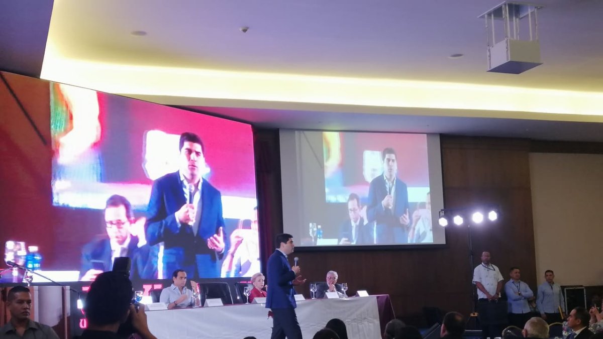 El encuentro se realizó en el Centro de Convenciones de la Universidad de especialidades Espíritu santo (UEES).