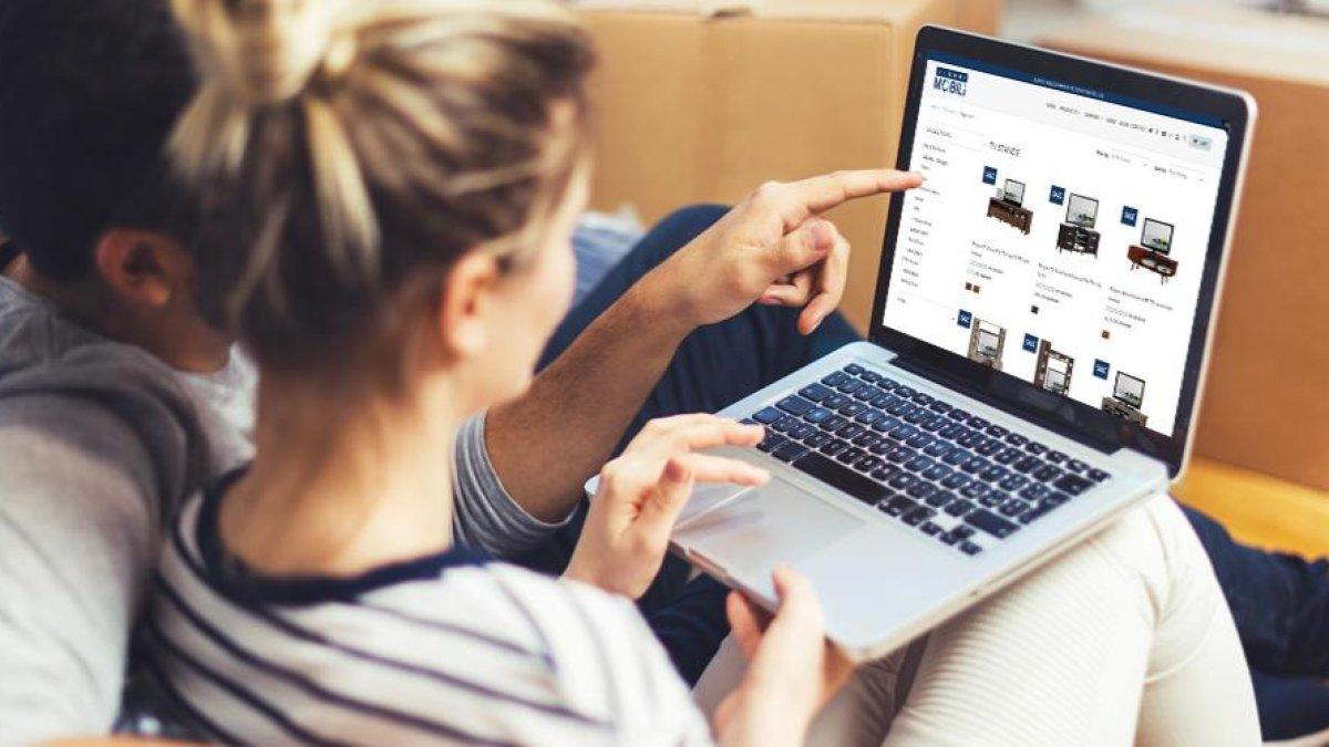 El 20 % de los millennials aún no ha comenzado a ahorrar y más del 78% trata de copiar los hábitos financieros de sus amigos.