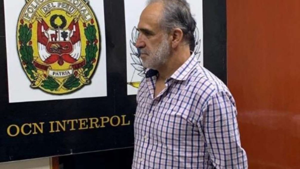 El exministro de Industrias estuvo detenido en Perú