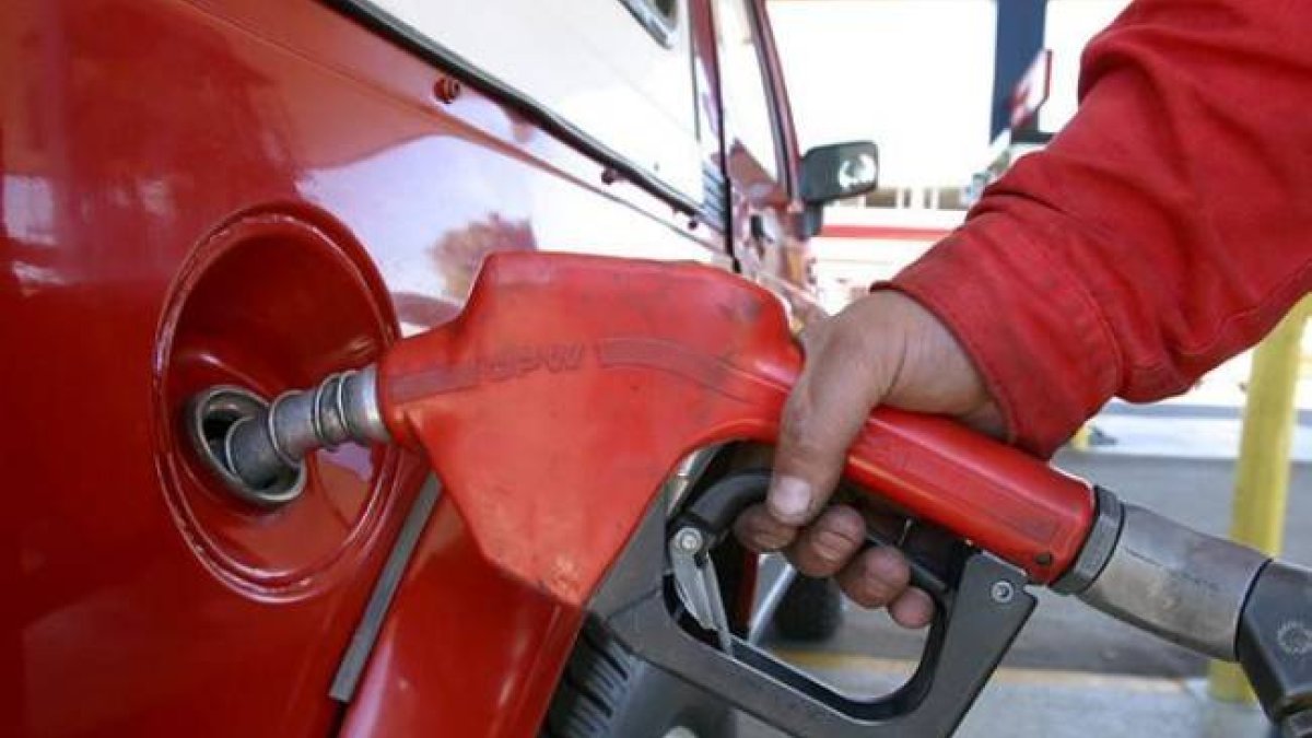 El Gobierno buscó eliminar los subsidios a los combustibles en octubre del año pasado.