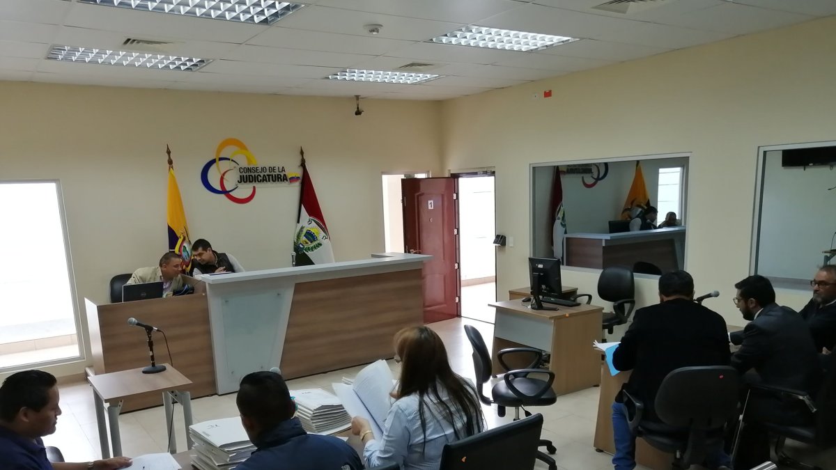 La Fiscalía formuló cargos por presunta asociación ilícita y enriquecimiento privado no justificado.