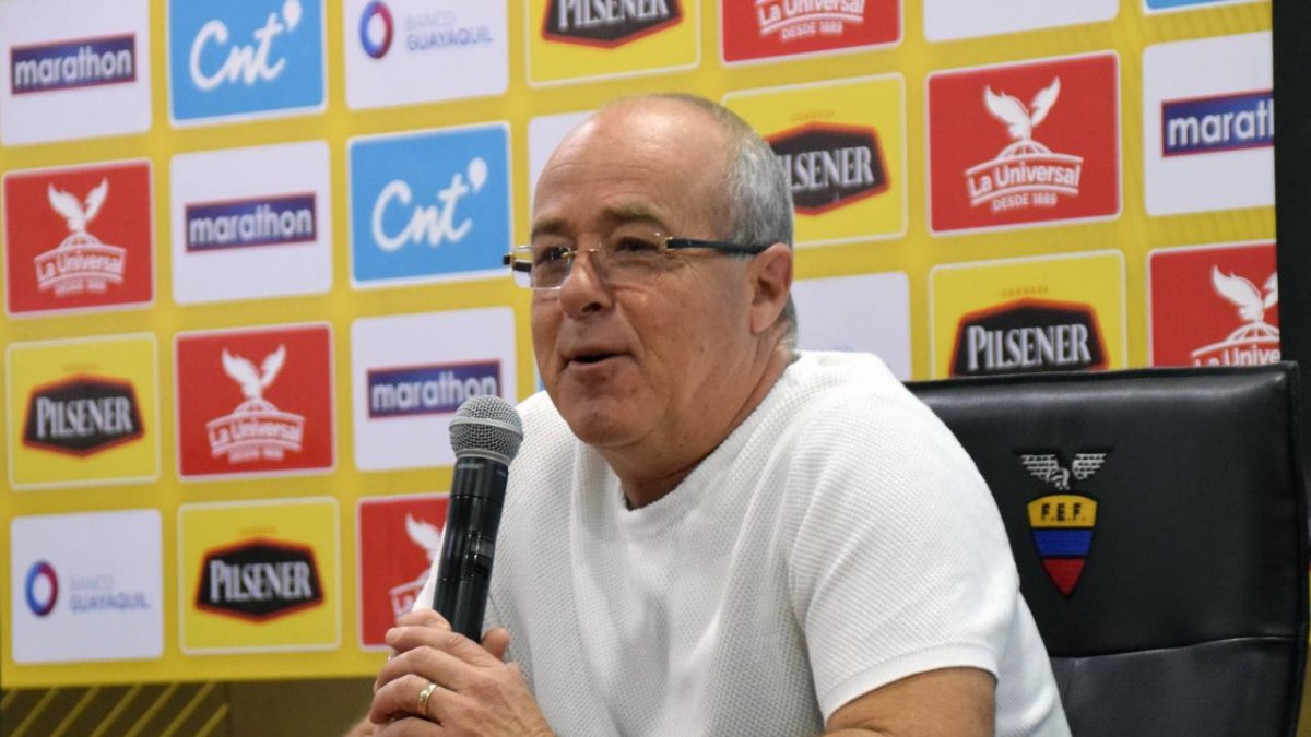 A Jorge Célico le gustaría que los clubes apoyen el proyecto de la selección en divisiones formativas.