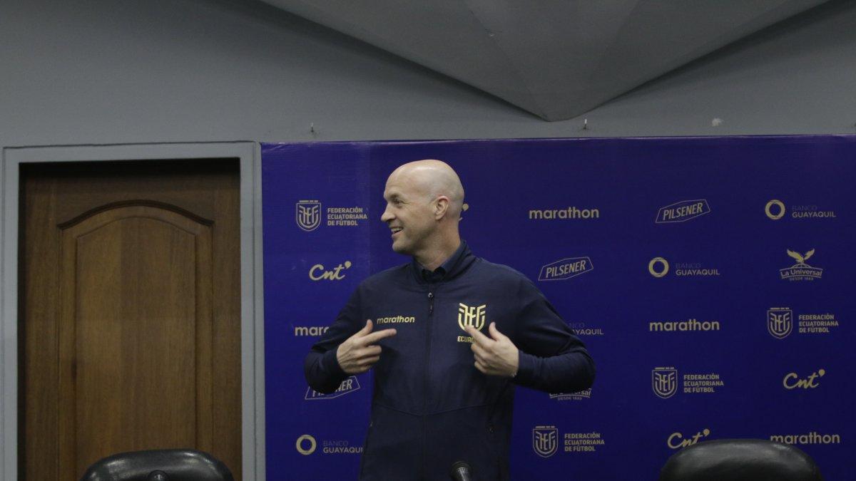 El nuevo estratega de la selección ecuatoriana está consciente de que el tiempo que tiene es limitado antes del inicio de las eliminatorias, pero confía en la experiencia del jugador nacional.