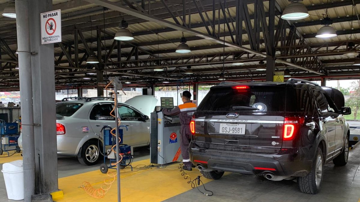 Enero es para los propietarios de vehículos que quieren anticiparse al proceso y para quienes no lo hicieron el año pasado.