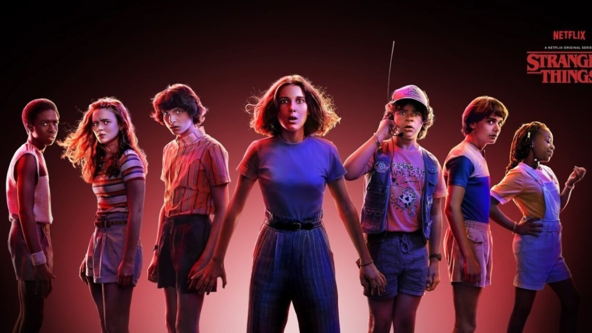 Fue tal el éxito de la película Stranger Things que se hizo una serie sobre ella.