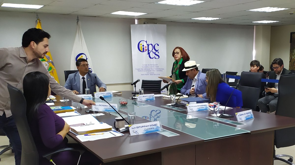 El presidente del CPCCS, Christian Cruz, ha hecho pública su inquietud por el recorte prespuestario.