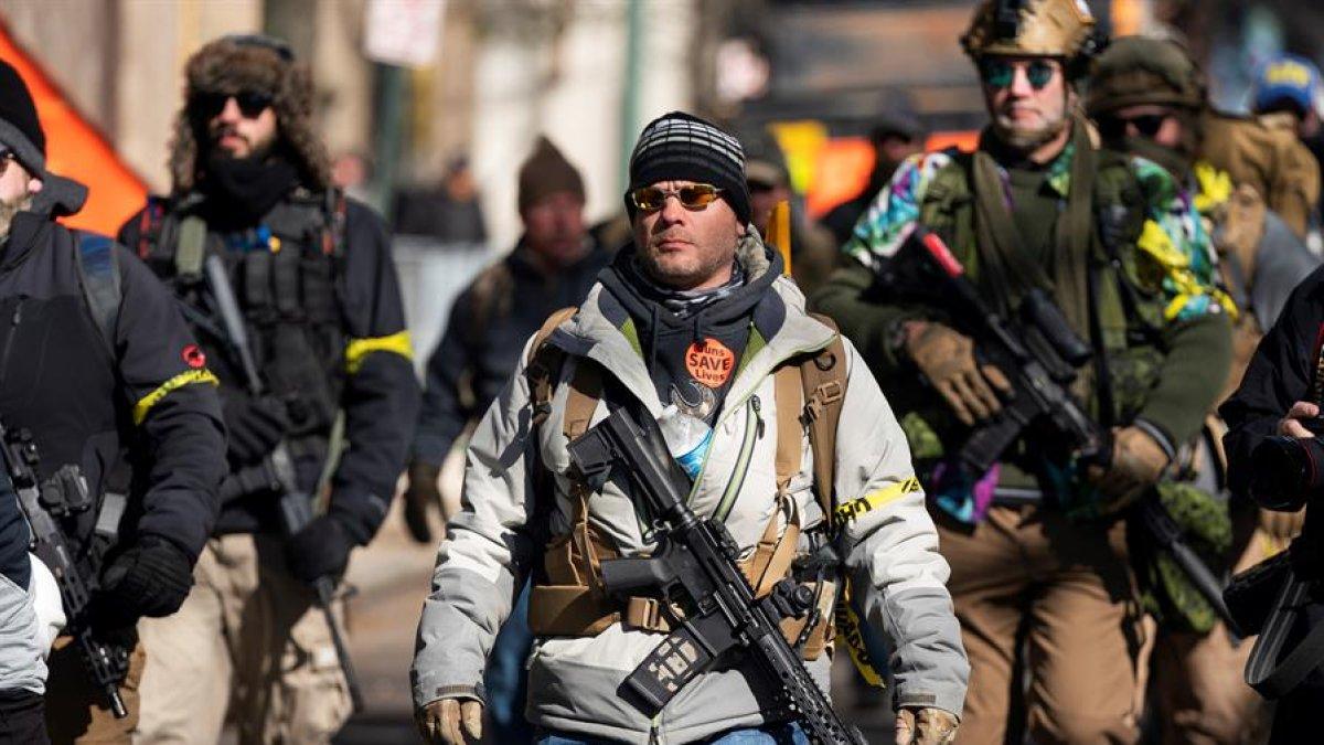 La Segunda Enmienda de la Constitución, que data de 1791, consagra el derecho a la posesión de armas.