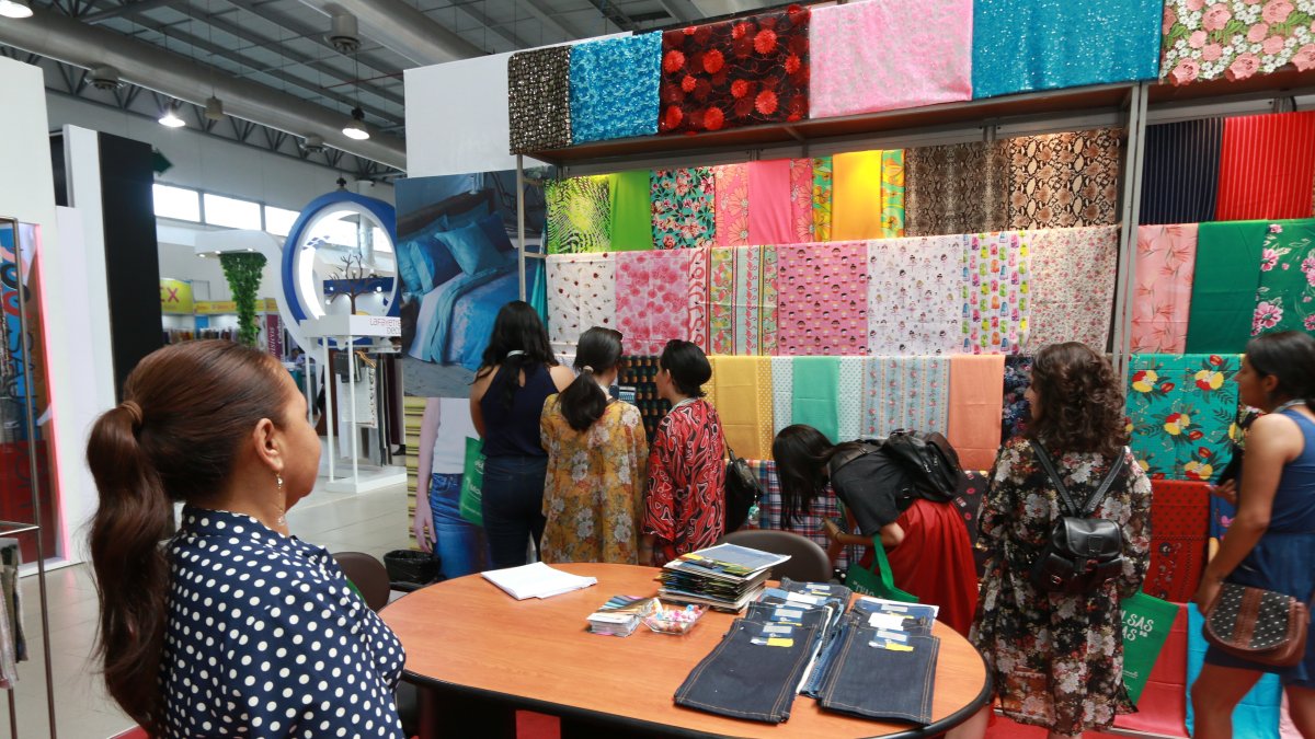 El sector textil y de confecciones es uno de los más afectados por la baja demanda y el contrabando.