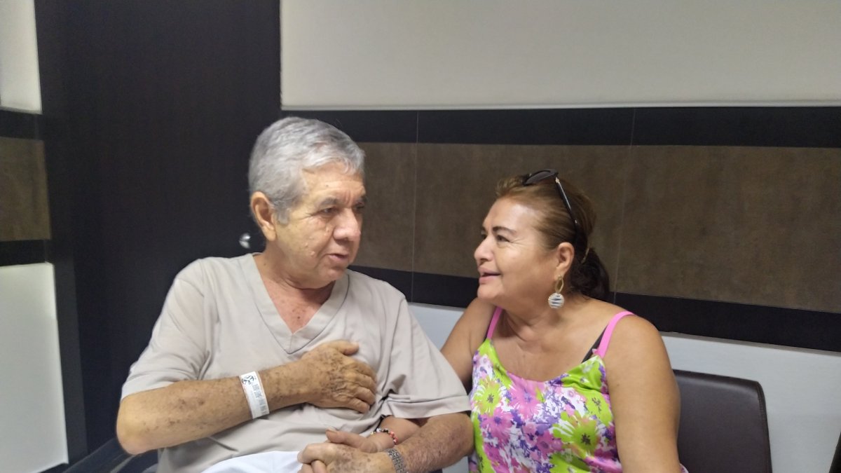 Denny Mendoza le repite siempre a su esposa Flor, que en su pecho late 