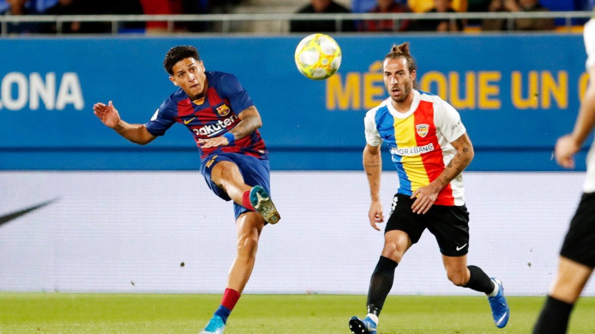 Desde el año pasado, Saverio ha trabajado en varias oportunidades con el equipo principal del Barcelona de España.