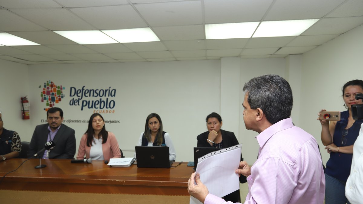 En la Defensoría del Pueblo se escucharon las quejas de los padres sobre la prueba Ser Bachiller.